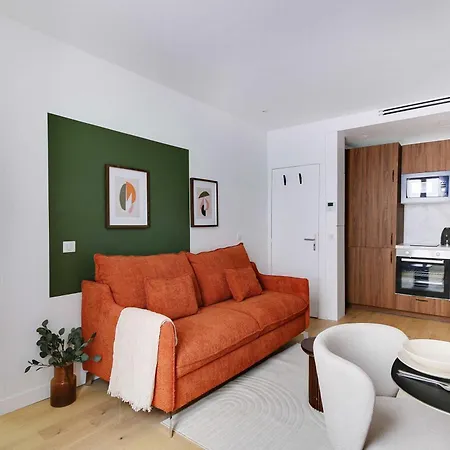 Modern Studio With Ac - 2p - Sacre Coeur Apartment