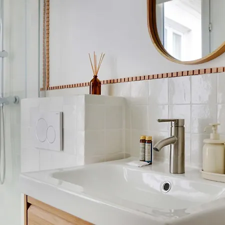 Apartment Modern Studio With Ac - 2p - Sacre Coeur
