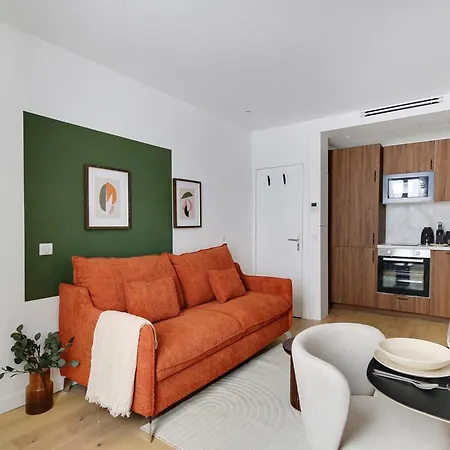 Modern Studio With Ac - 2p - Sacre Coeur Apartment